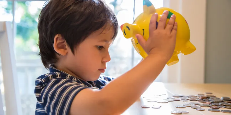 Rút tiền qua internet banking dễ dàng